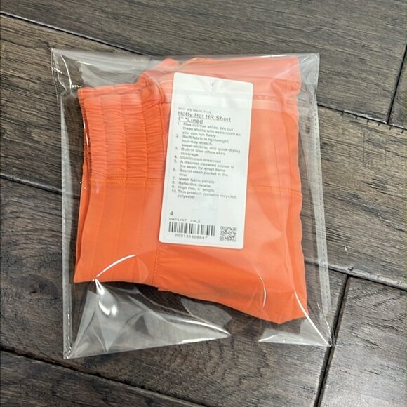 Lululemon NWT Hotty Hot High-Rise Lined Short 4" Coral Kiss - Picture 8 of 8